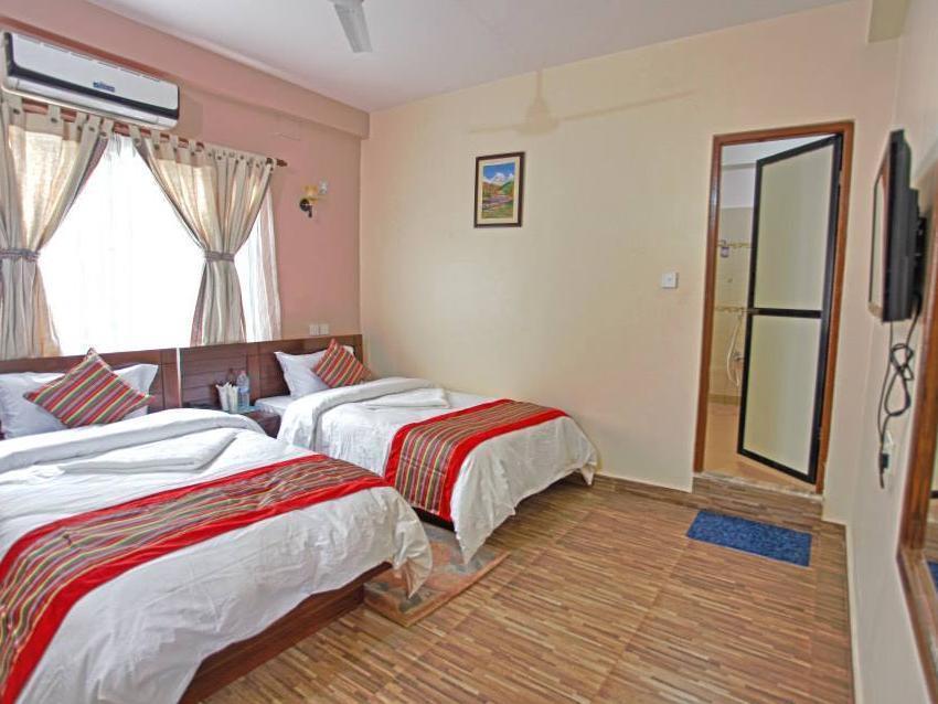 Pokhara Eco Resort Luaran gambar