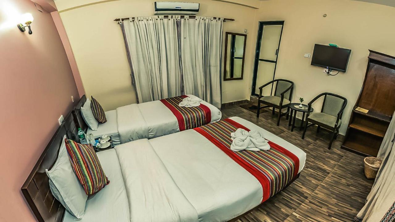 Pokhara Eco Resort Luaran gambar